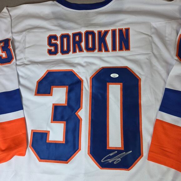 Ilya Sorokin Signed NY Islanders Custom White Jersey JSA AY00812 XL Autograph - Picture 2 of 9